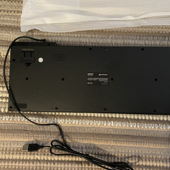 CyberpowerPC Play Ready Wired Gaming Keyboard 01 NOHI and M1 131 Gaming Mouse - Picture 5 of 11